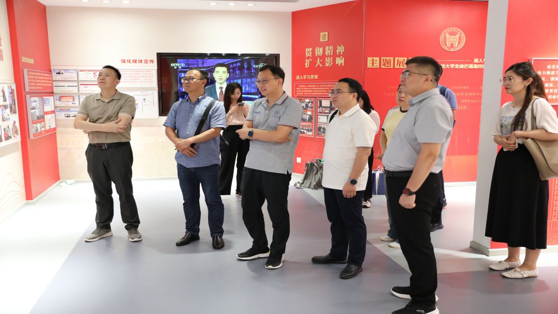 1723974454479468.jpg 1723974454479468.jpg