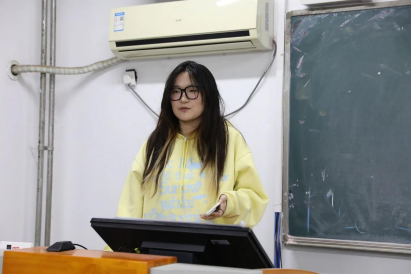 1774506347994546.gif 1774506347994546.gif